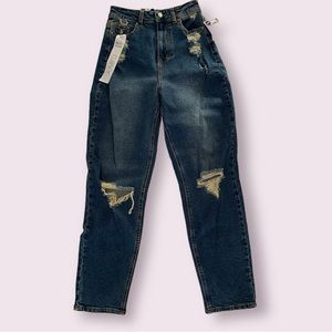 NWT Tinseltown Hi-Waist Curvy Loose Mom Jean
